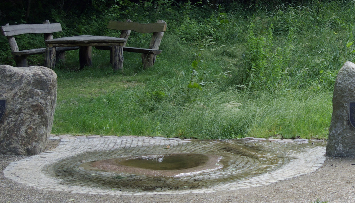 Was ist das denn für eine Pfütze? Trotz einiger Entfernung gelöst von Netti