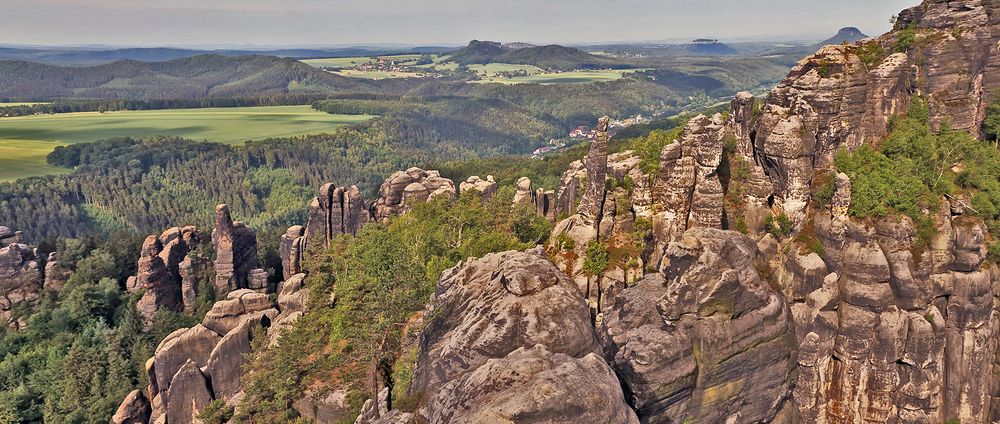 Was man von der Schrammsteinaussicht sehen kann Bild 2