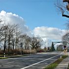 was mit Wolken, Wind und Brücke