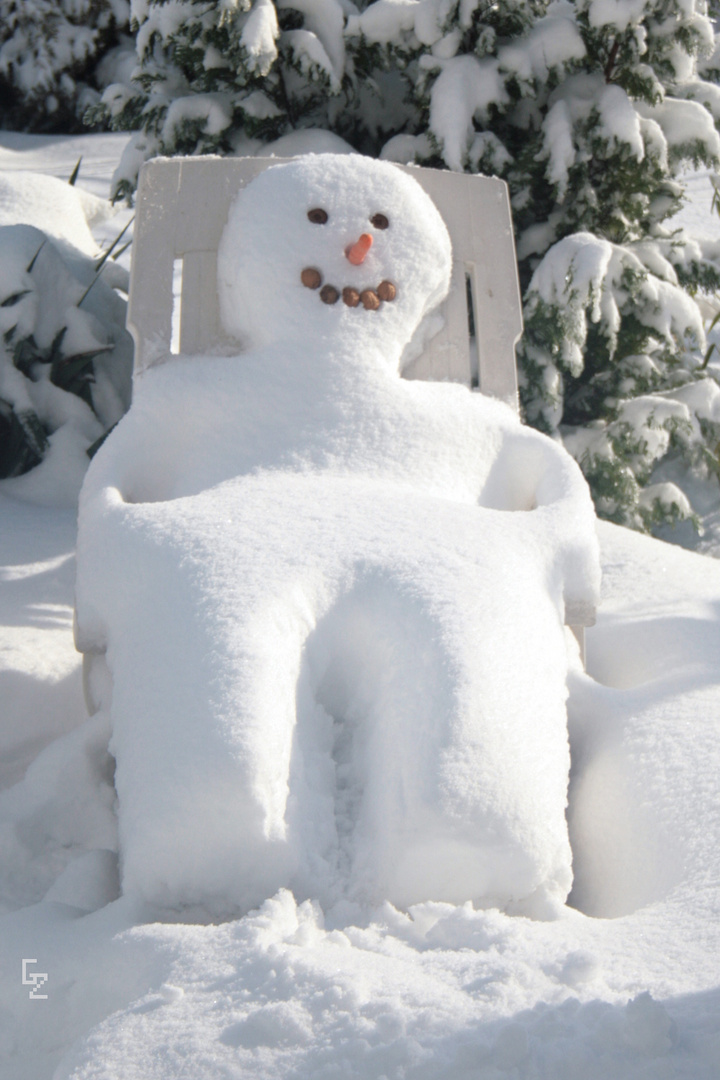 Was Schneemänner in ihrer Freizeit machen...