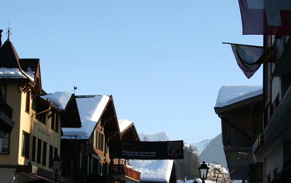 Was steht da oben? ... Ist das Winter-Musikfestival schon vorbei ?