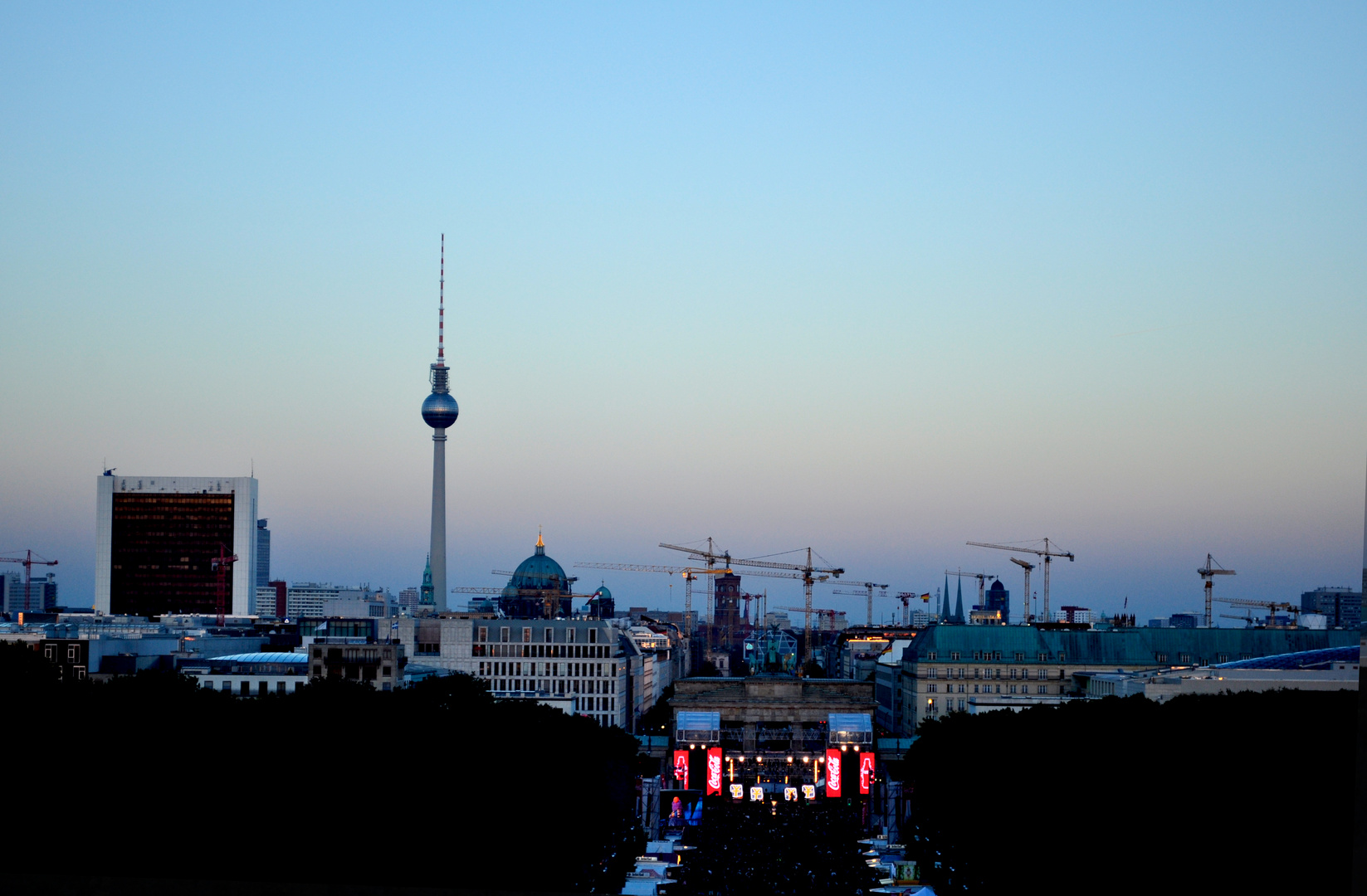 Was wäre Berlin ohne seine Kräne?