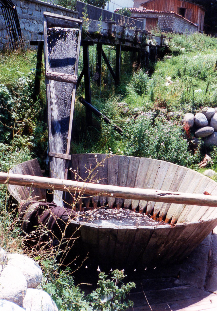 Waschen auf die alte Art und Weise im Jahr 1995.