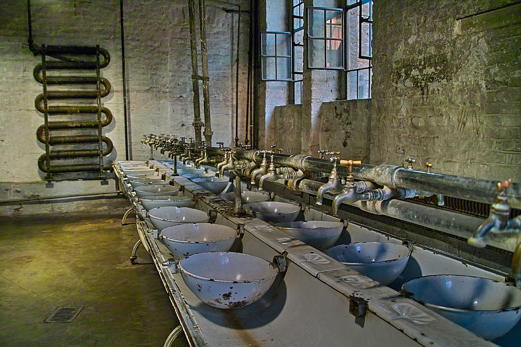 Waschraum Foto & Bild | lost places, architektur, motive Bilder auf