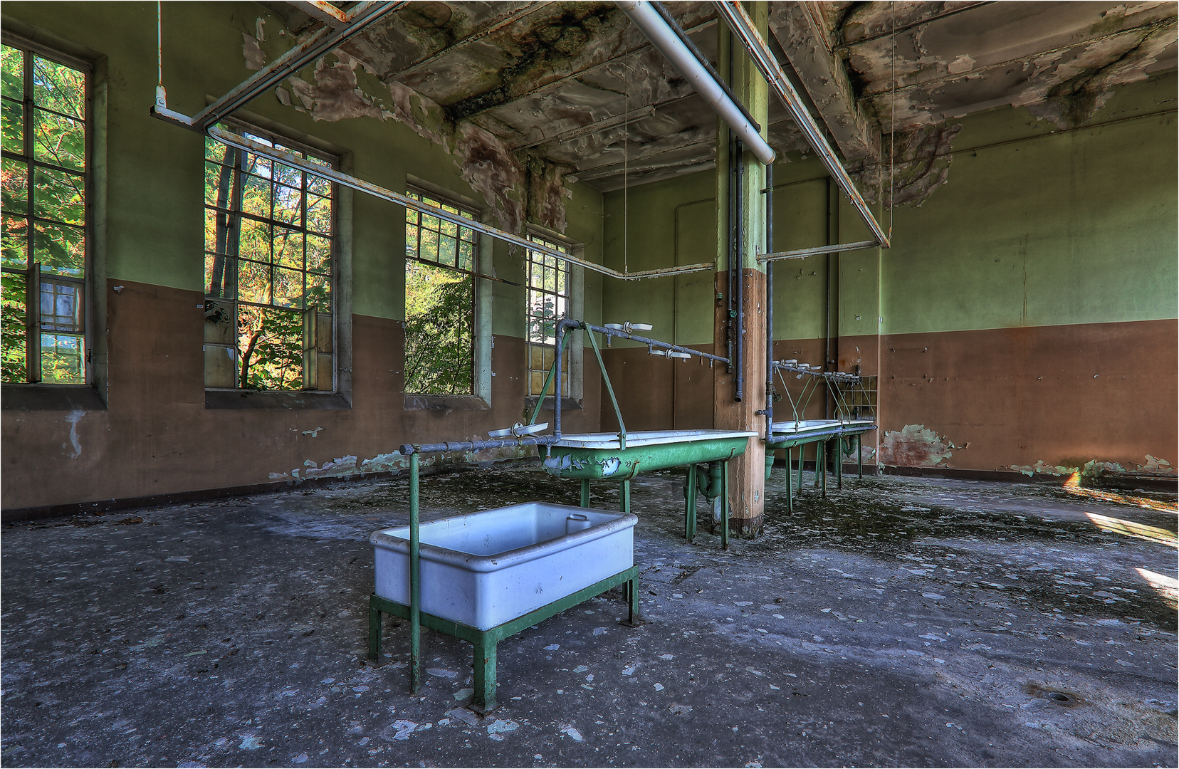 waschraum Foto & Bild | architektur, marodes, lost places Bilder auf