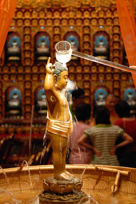 washing the Buddha