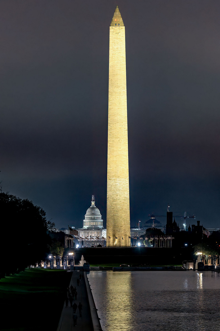 Washington Monument und…