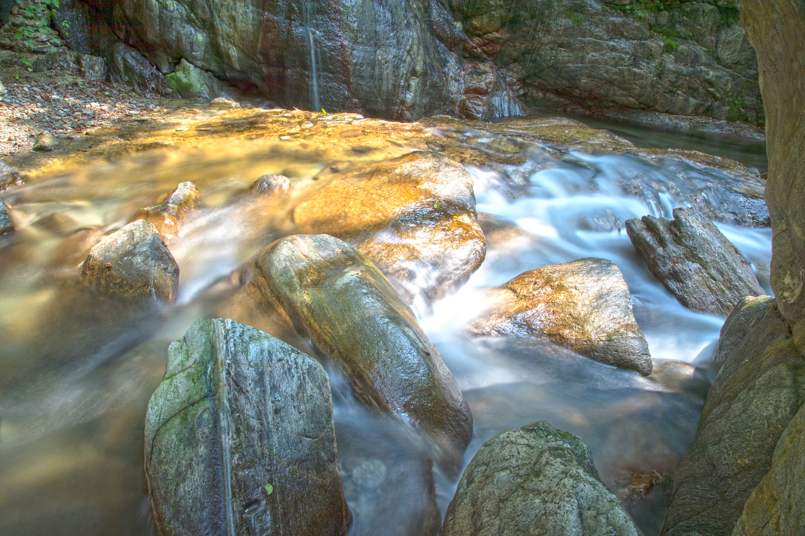 Wasser 3 - Rio Cannero