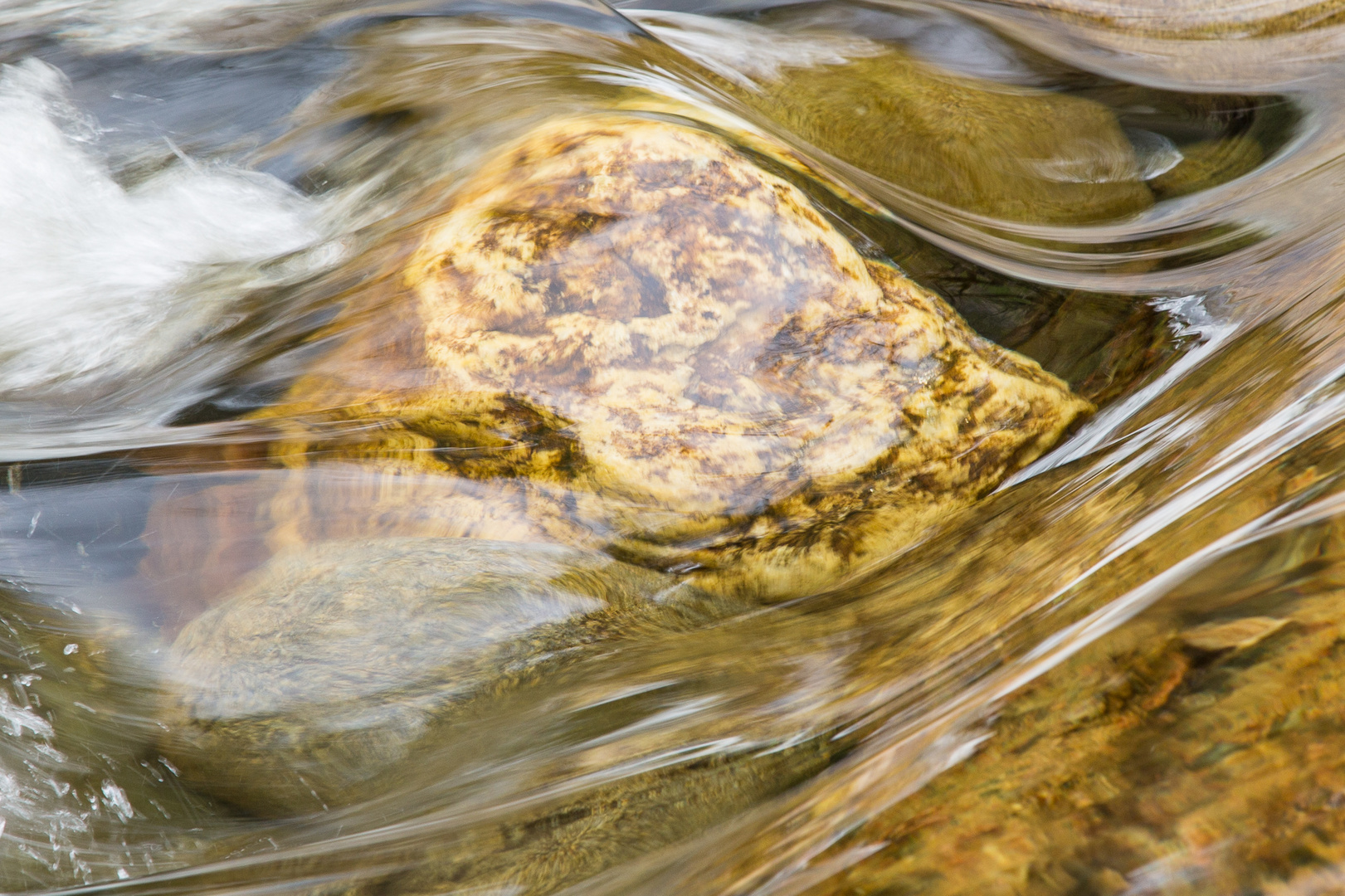 Wasser aus dem Whisky gemacht wird