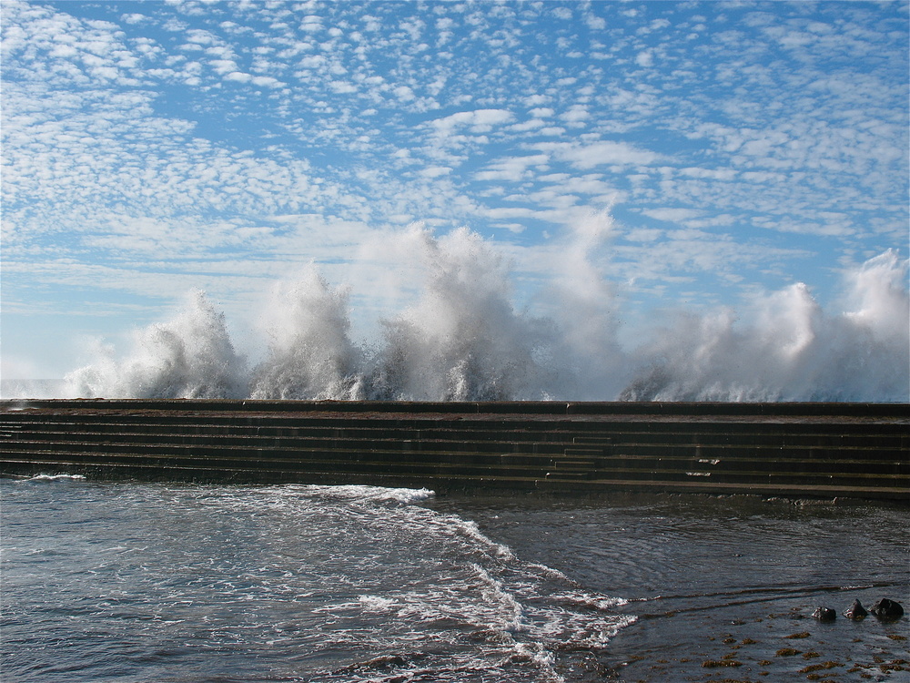 Wasser: Gewalt - Ruhe