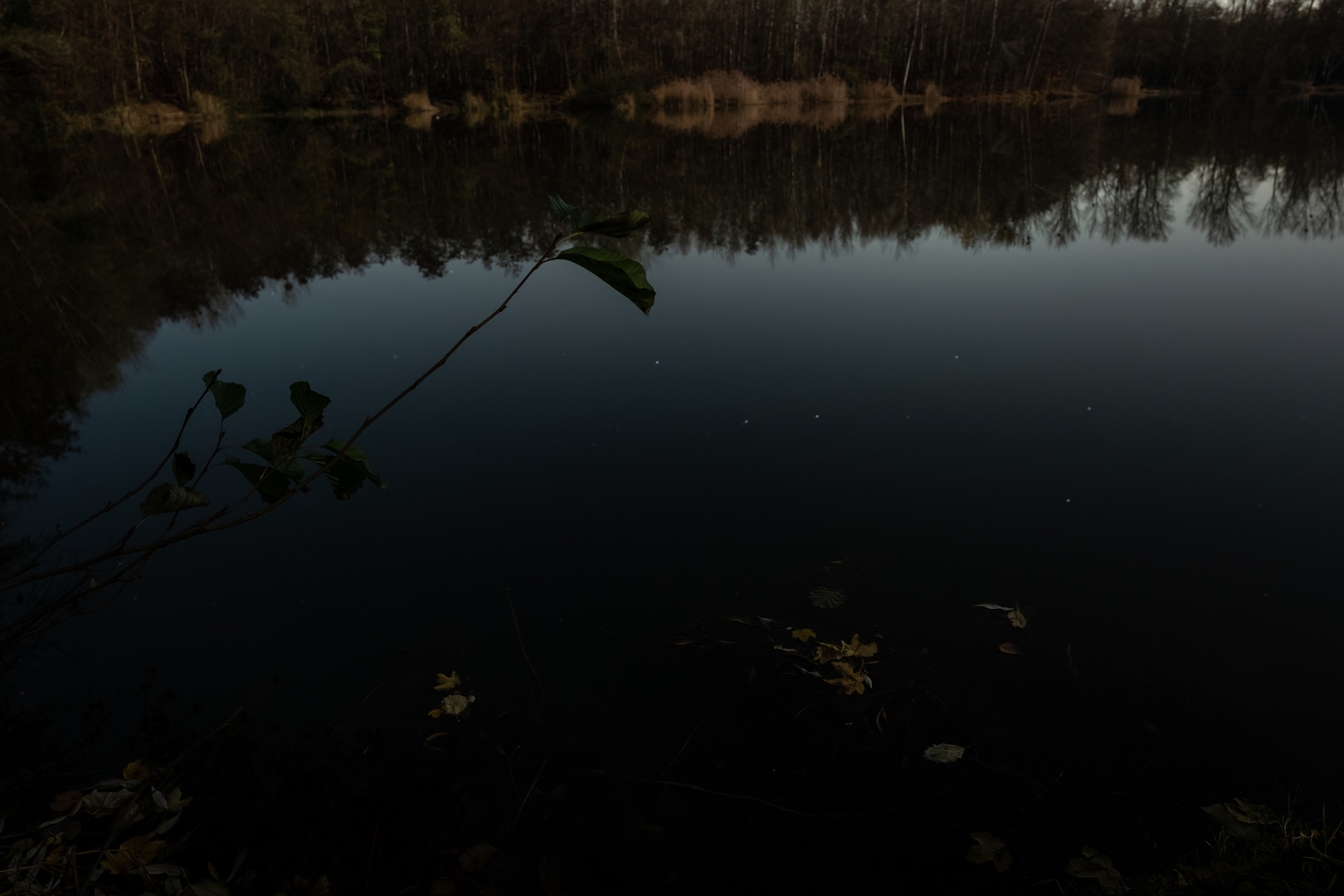 Wasser, Mond und Sterne