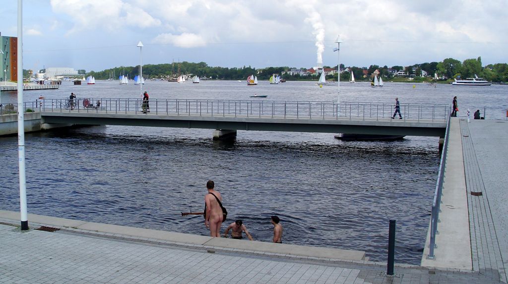 Wasser-Musik (15/18HANSE-SAIL-Rostock-2011)