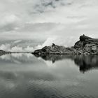 Wasser Steine Wolken