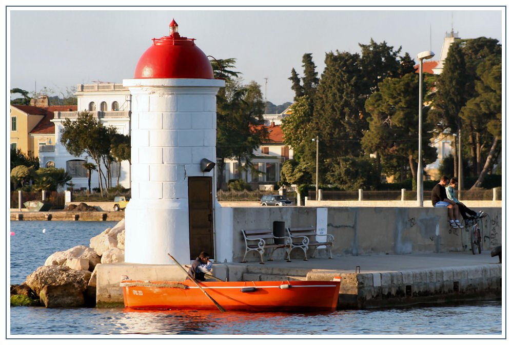 Wasser-Taxi - Warten auf Fahrgäste.