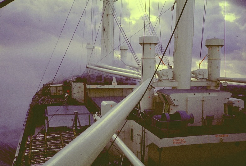 Wasser über Deck Foto & Bild | schiffe und seewege, motorschiffe