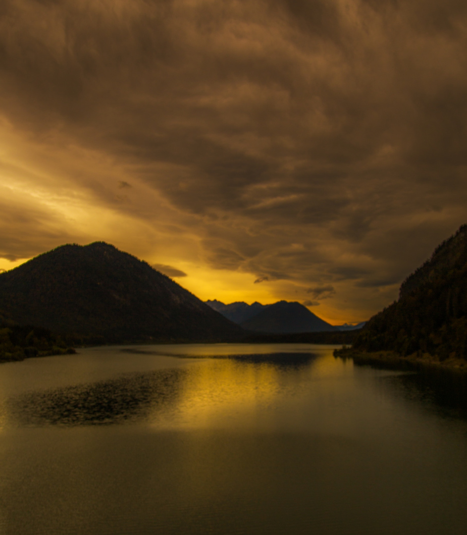 Wasser und Berge