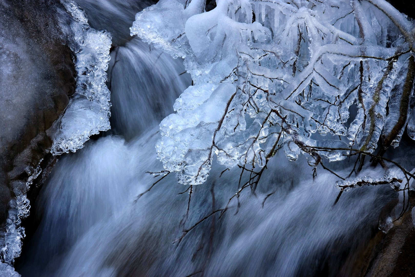 Wasser und Eis