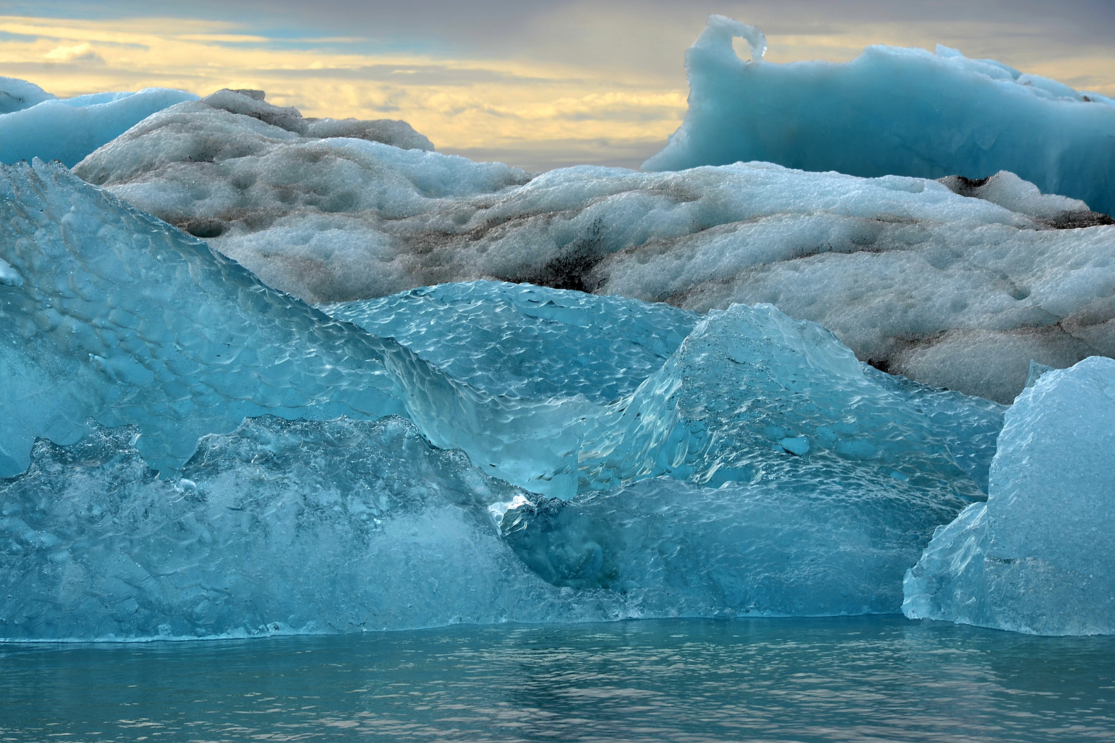 Wasser und Eis