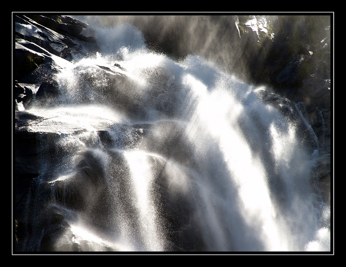 Wasser und Licht von Lea Becker 