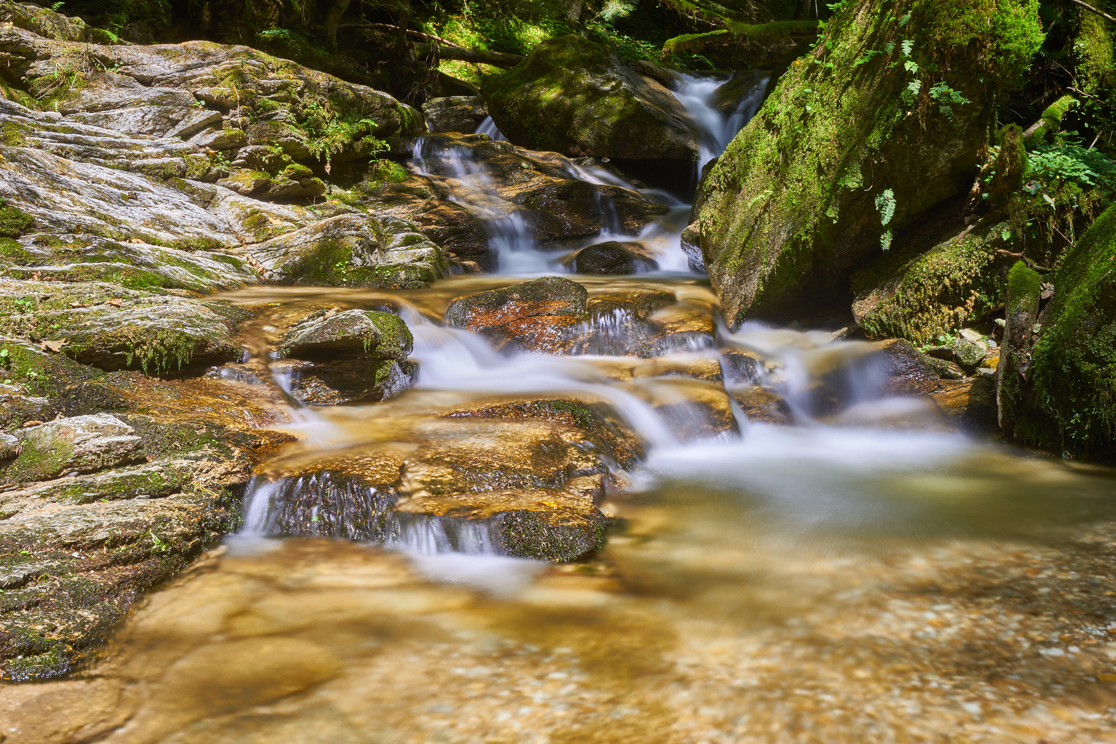 Wasser und Stein