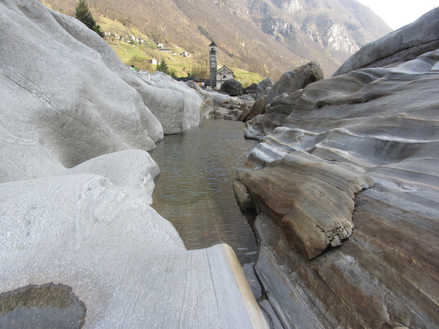 Wasser und Stein