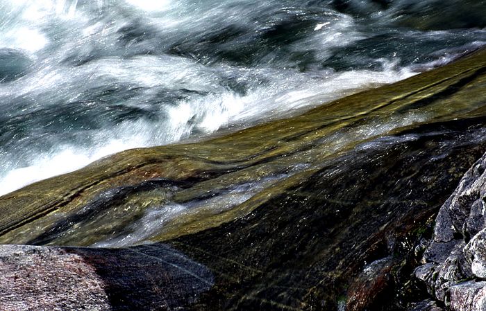 Wasser und Stein