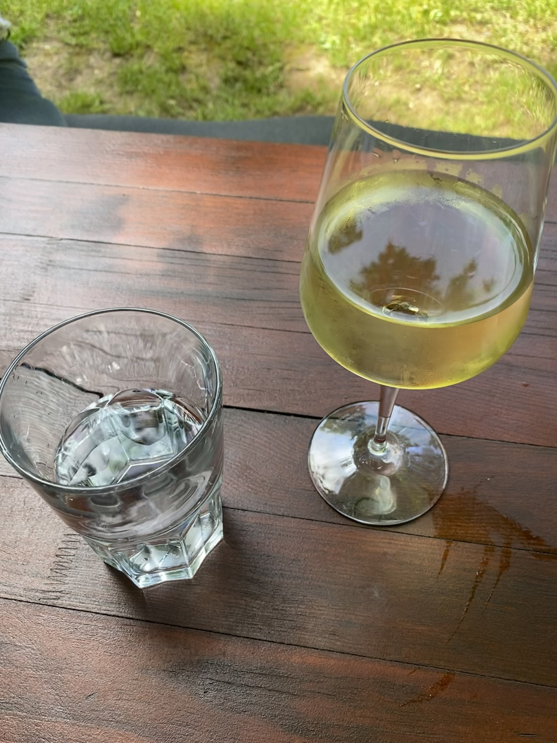 Wasser und Wein