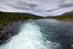 Wasser und Wolken