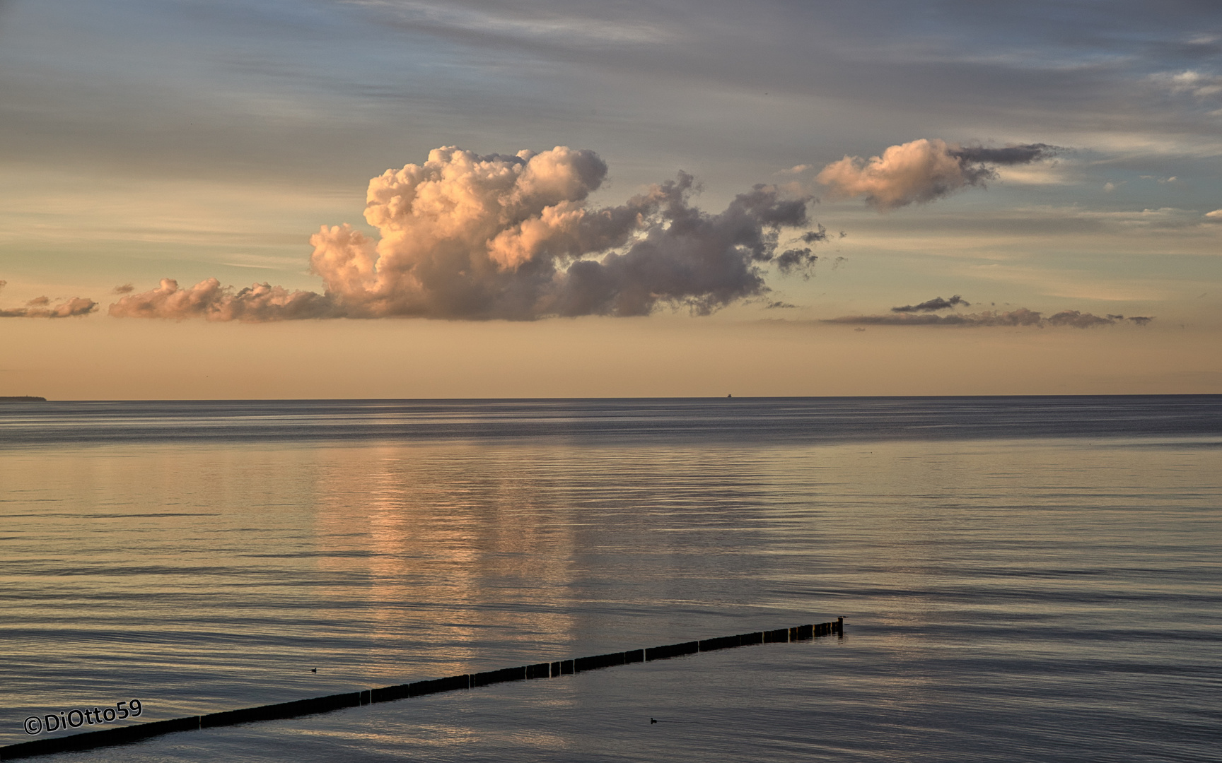 Wasser und Wolken