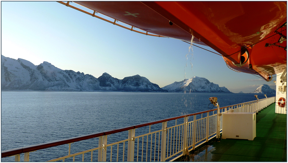 Wasser vom Rettungsboot