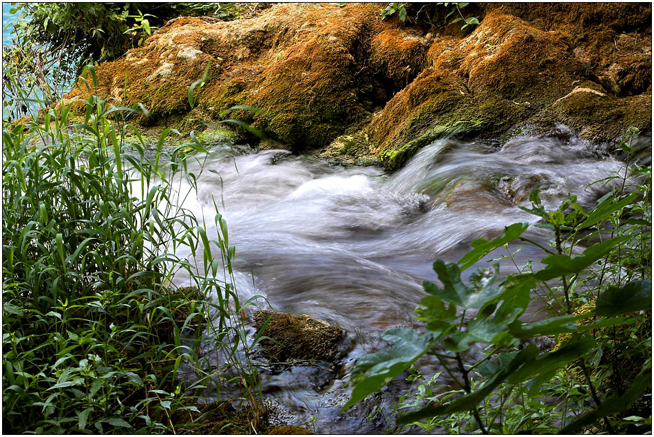 WASSER von RECHTS nach LINKS