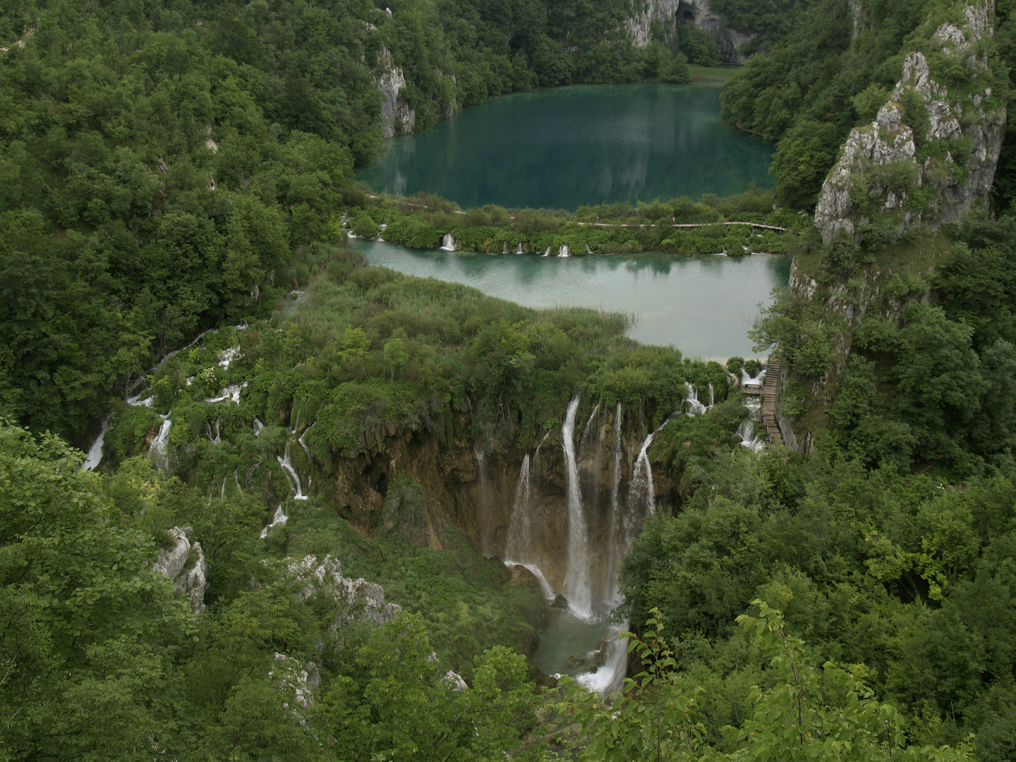 Wasser - waagerecht und senkrecht