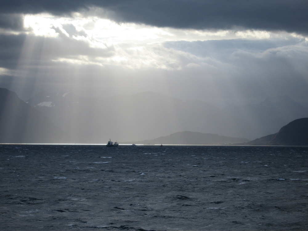 Wasser-Wolken-Licht_a