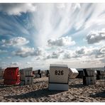 Wasser, Wolken, Sand und Strand