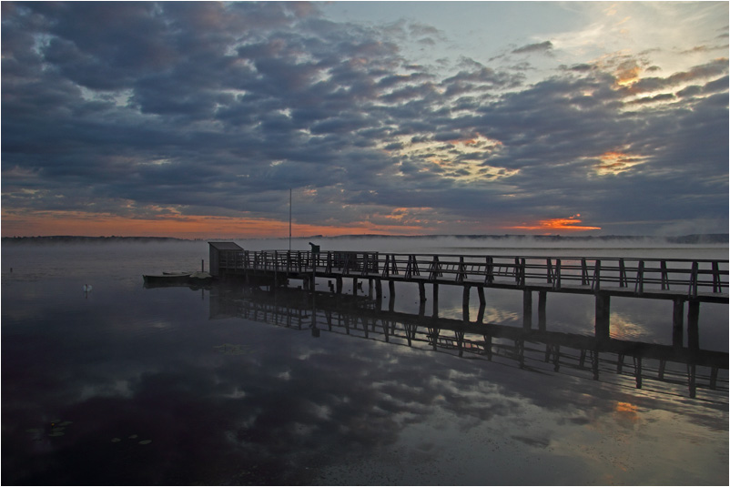 Wasser, Wolken, Spiegelung