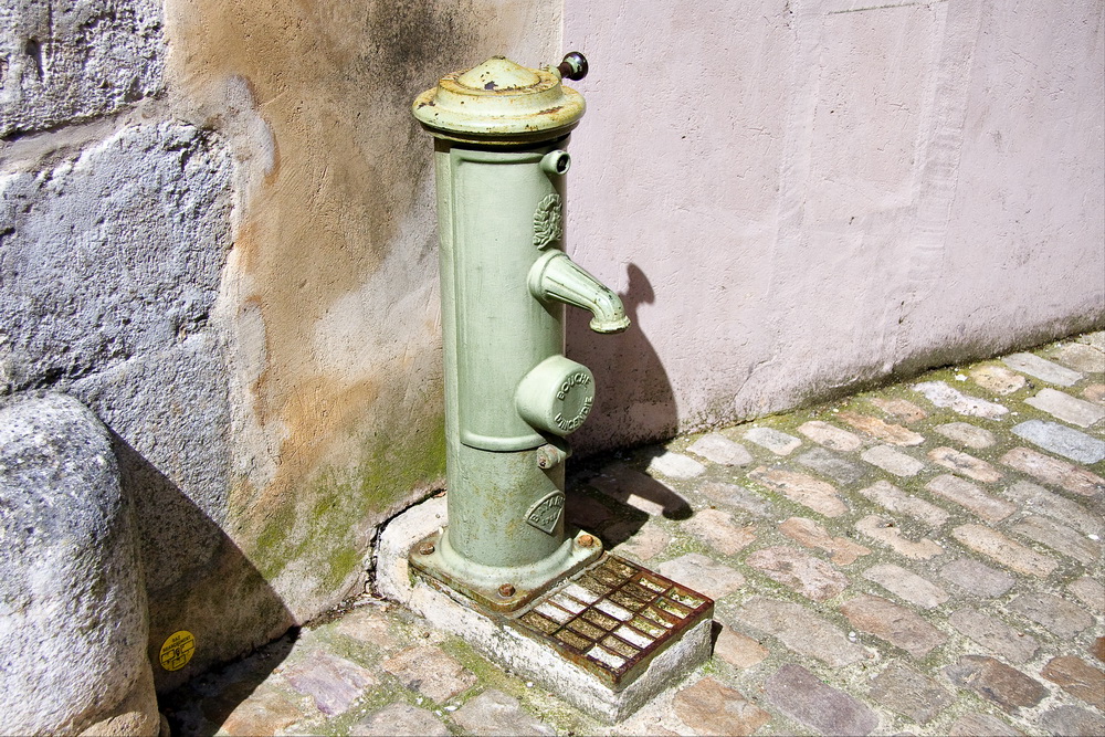 Wasserbrunnen alla France