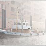 Wasserbunkerschiff Haderleben im Nebel