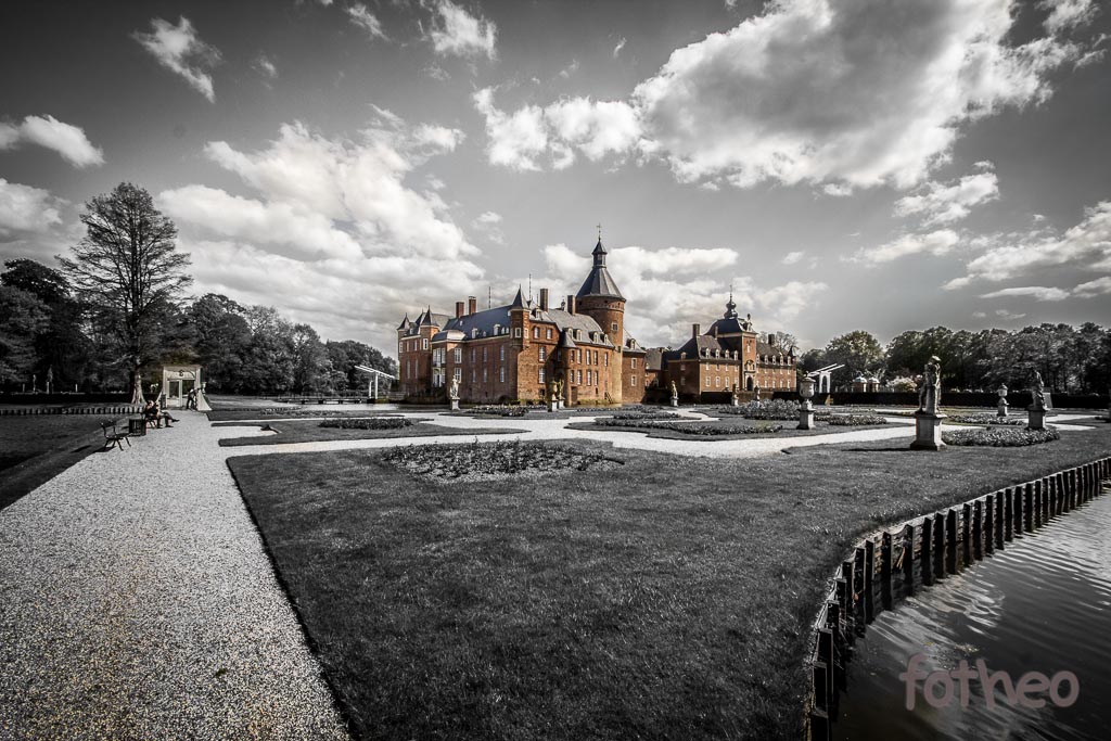 Wasserburg Anholt Teilcolorierung