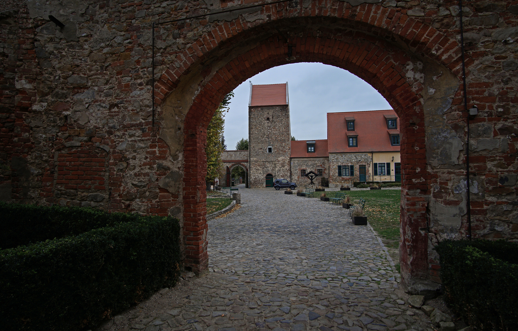 Wasserburg Gommern Torbogen