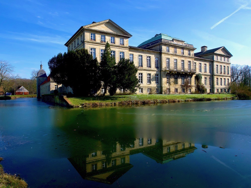 Wasserburg Haus Stapel  