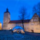 Wasserburg in der Glaskugel