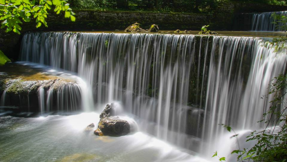 Wasserfälle in der Areuse Schlucht (CH)