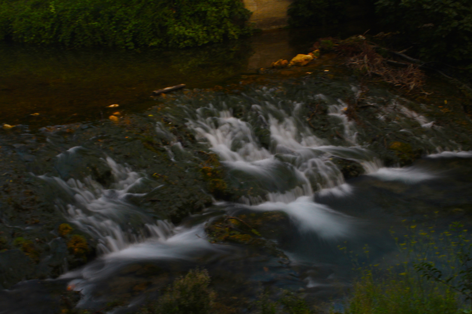 Wasserfall am Bach