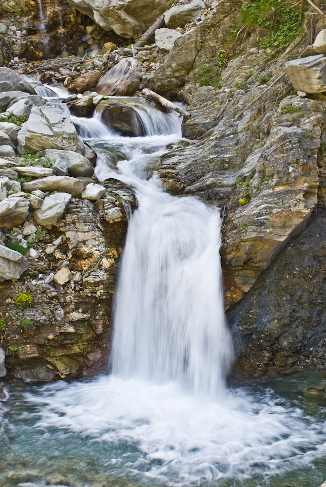 Wasserfall am Fusse des Gebidem