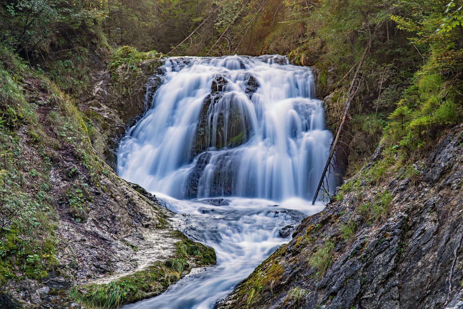 Wasserfall am Obernachkanal