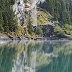  Wasserfall am Oeschinensee. - Un magnifique lac de montagne!