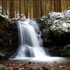 Wasserfall am Schilfwasser -II-