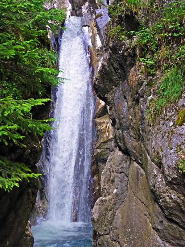 Wasserfall am Tatzelwurm