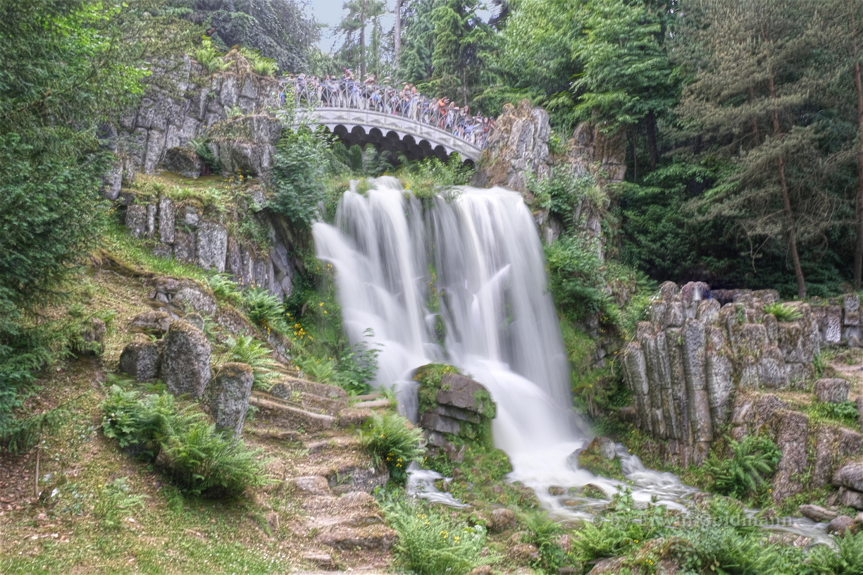 Wasserfall an der Teufelsbrücke