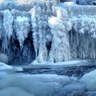 Wasserfall an der Zirzower Mühle im Winter 2012